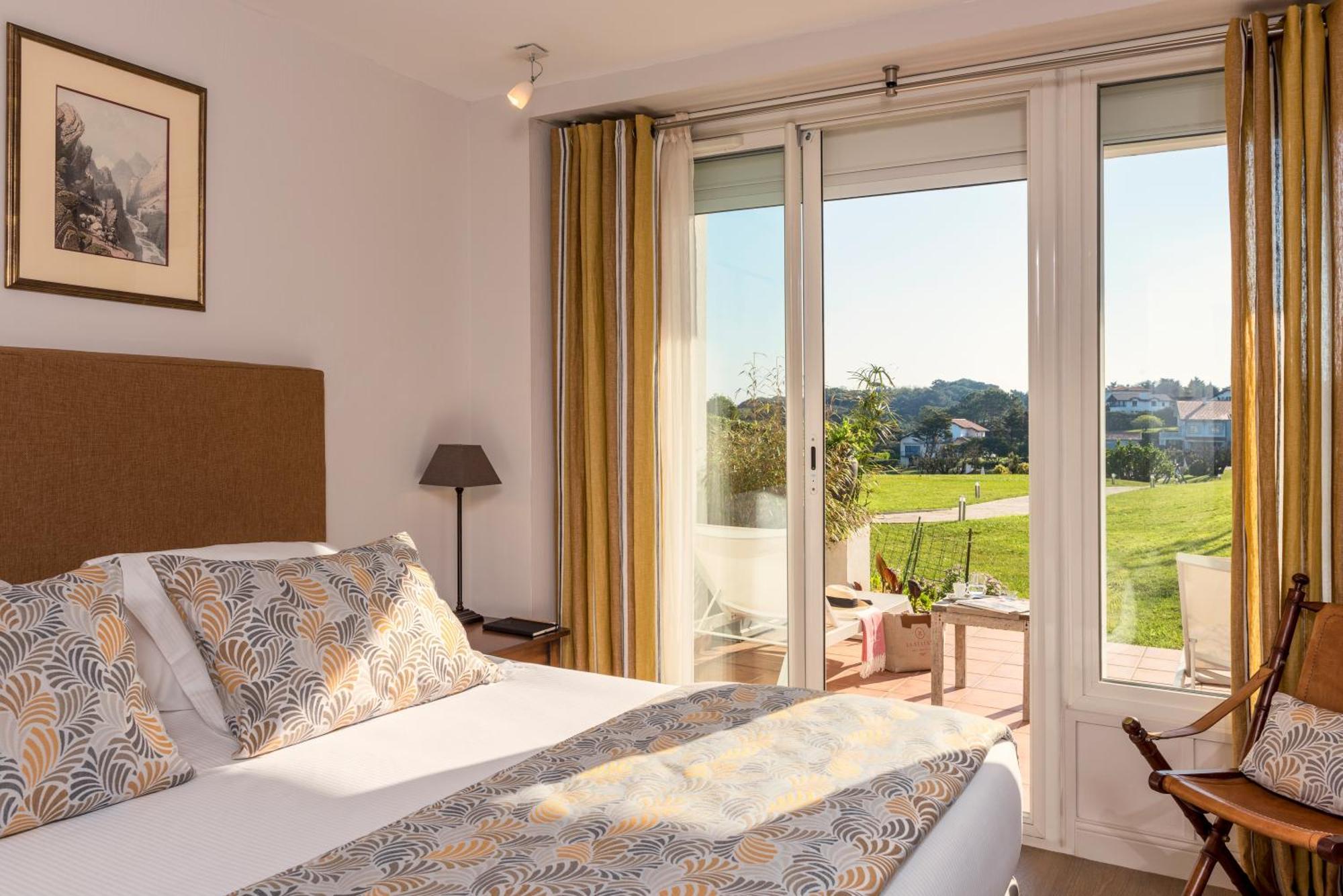 סן-ז'אן-דה-לוז Hotel La Reserve מראה חיצוני תמונה